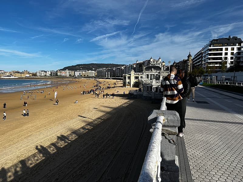 Пляж города San Sebastian