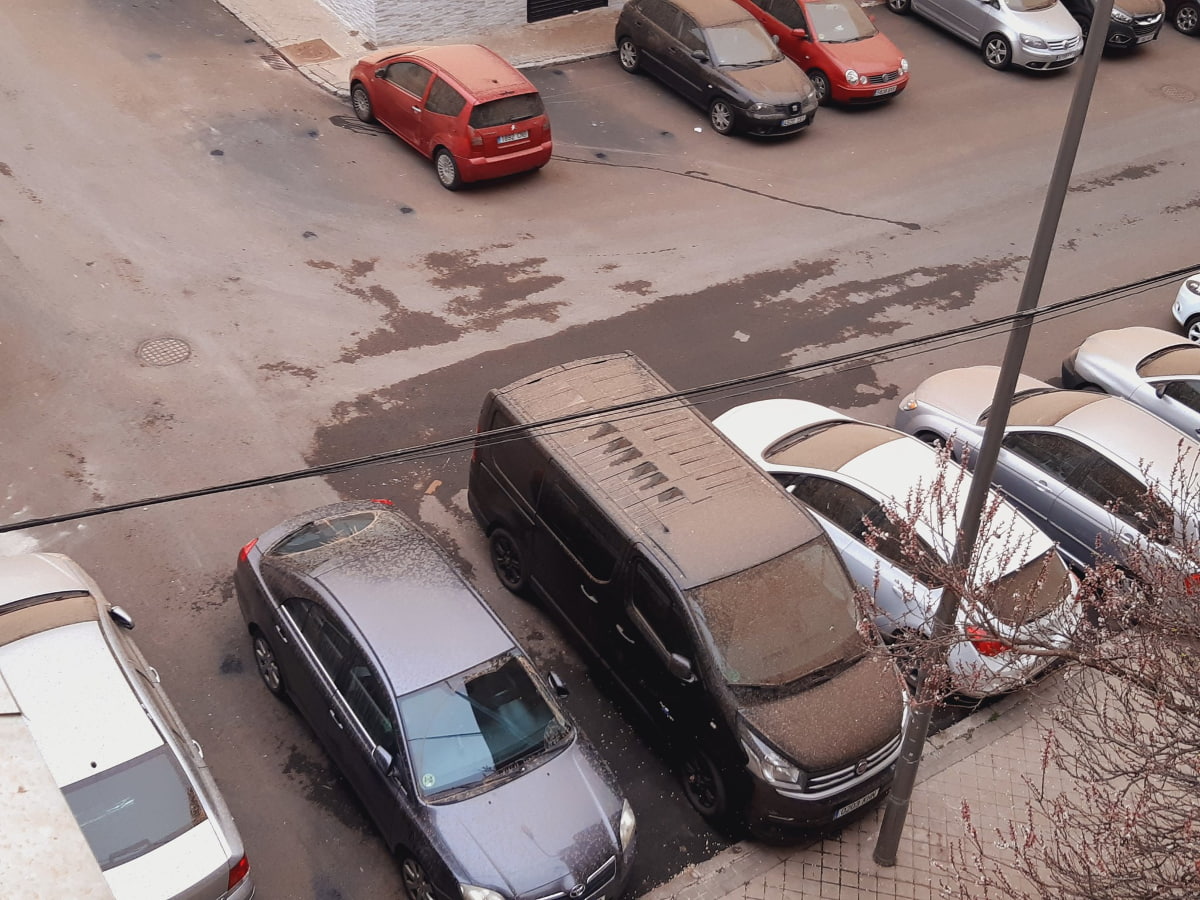 Песчаная пыль в Мадриде