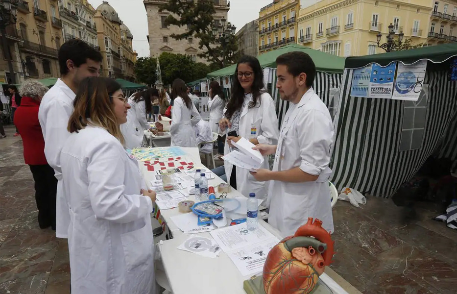 Feria de la Salud фото