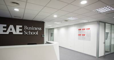 Обзор EAE Business School Barcelona: Превосходство в области бизнес-образования фото